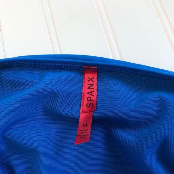 Spanx Slimming Ruched Halter Tankini Top 14 - Picture 6 of 7